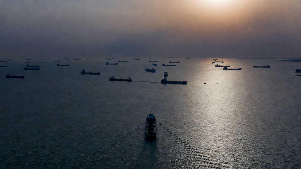 Iran Declares MoU Deadline “Irrelevant,” Threatens Escalation as Shipping Collapses