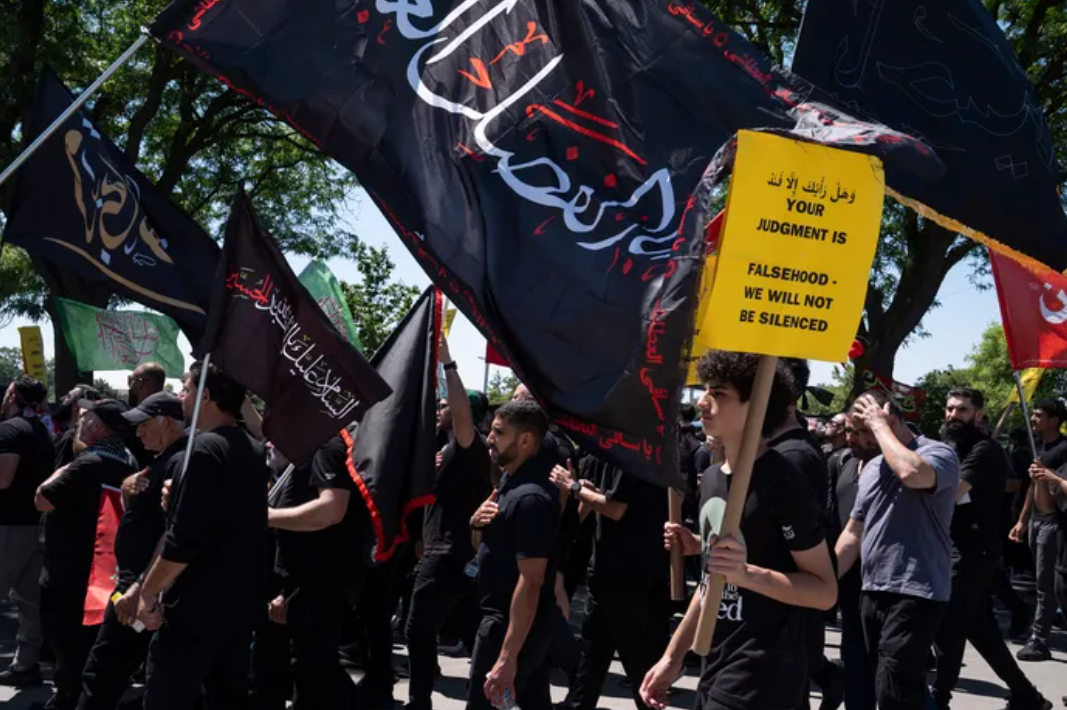 The Karbala on Ford Road: Dearborn and the Challenge of Assimilation
